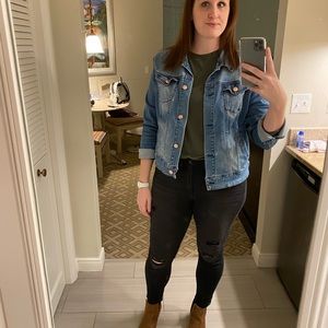 Meet your Posher, Amanda